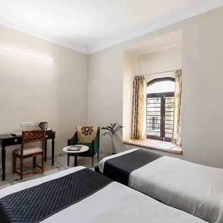 Chandra Vilas Heritage Stay Udaipur Exterior photo