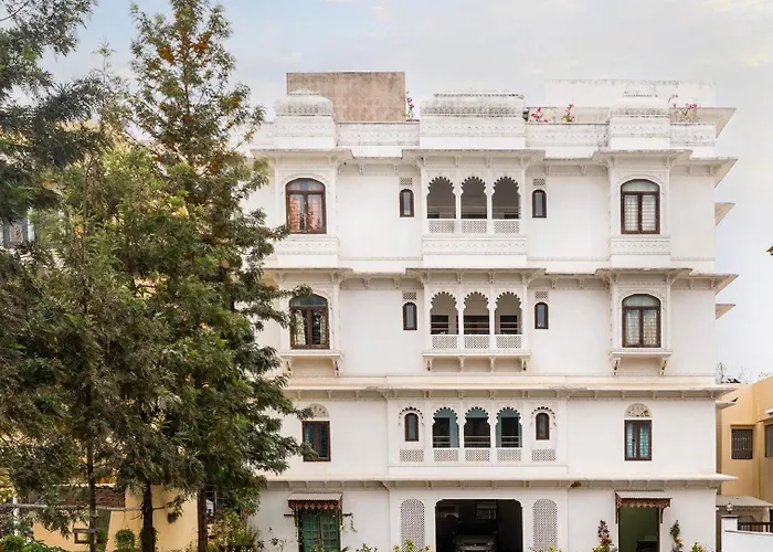 Chandra Vilas Heritage Stay